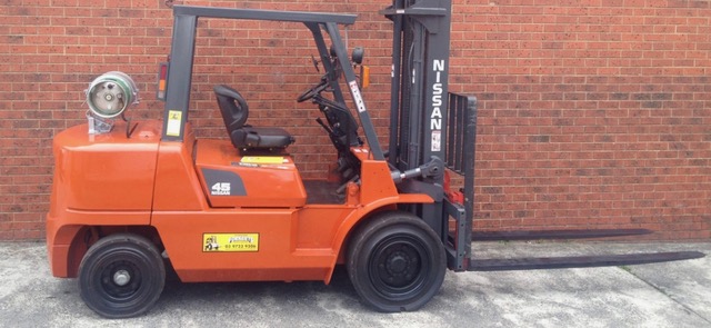 Used Nissan 4 Tonne LPG Forklift F04B40HUT – Buy Now!